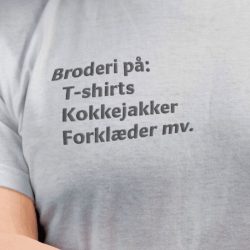 Broderi på Kokkejakker, forstykker, T-shirts mv